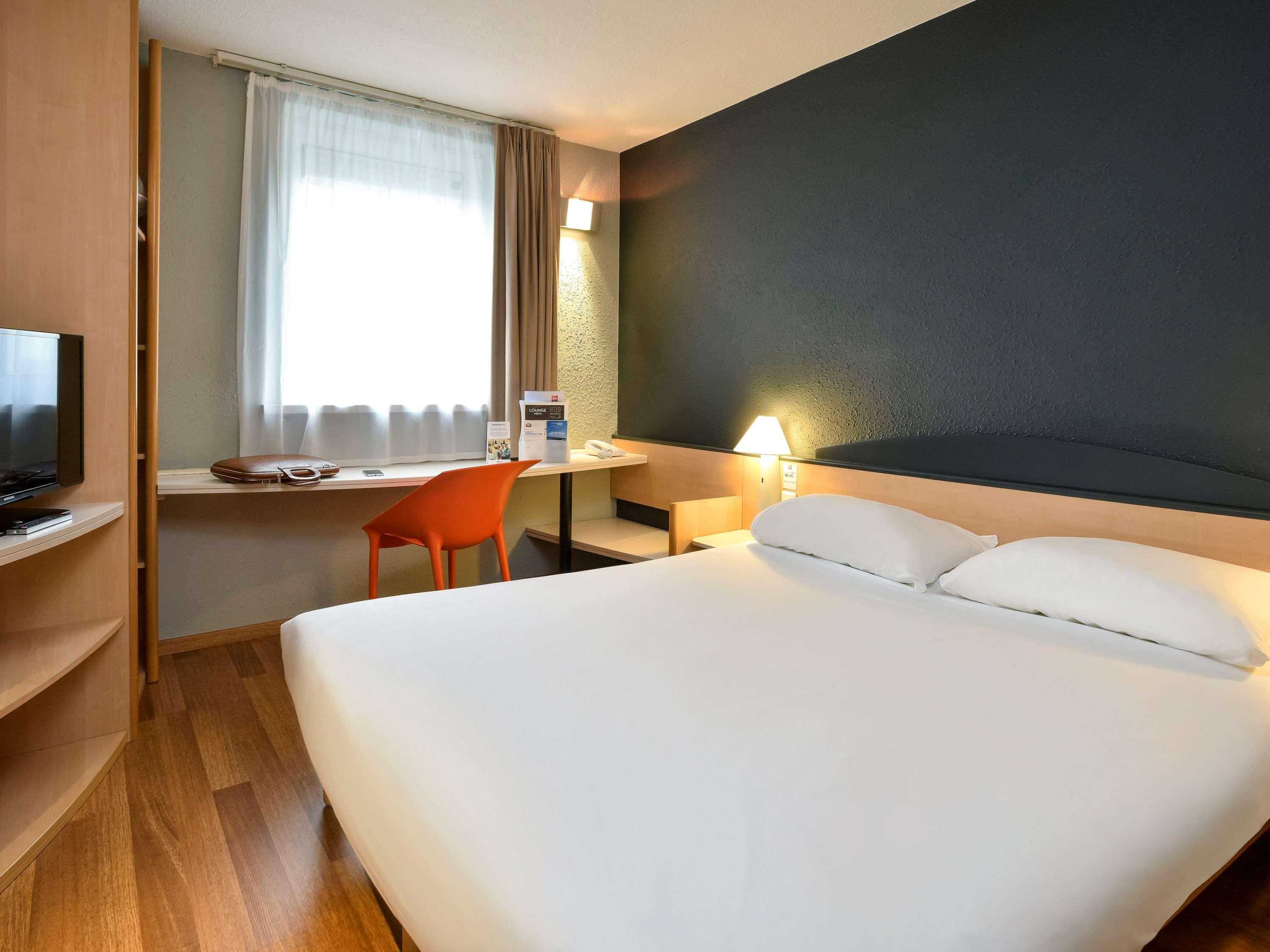 Ibis Charleroi Centre Gare Hotel Ngoại thất bức ảnh