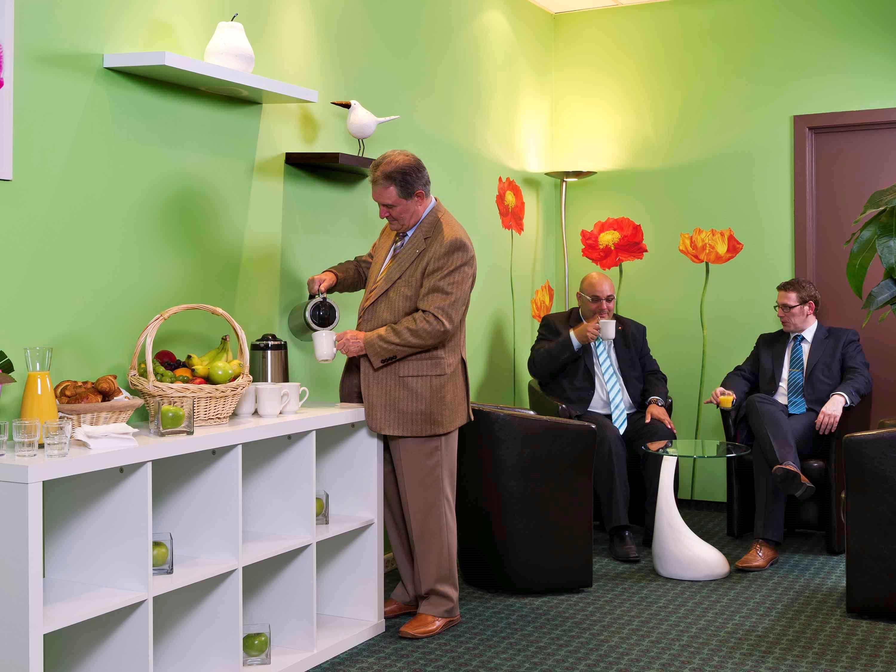 Ibis Charleroi Centre Gare Hotel Ngoại thất bức ảnh