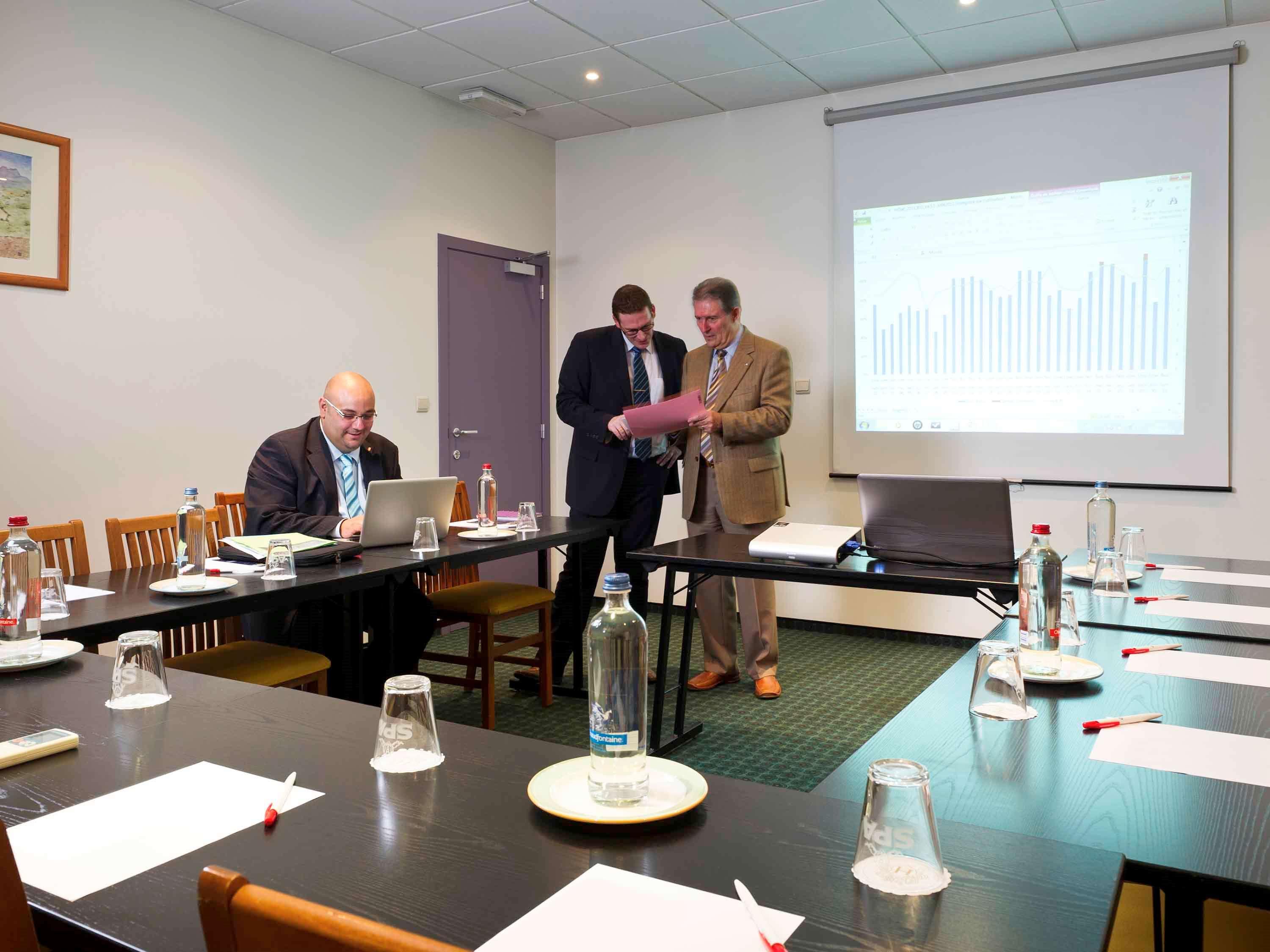 Ibis Charleroi Centre Gare Hotel Ngoại thất bức ảnh
