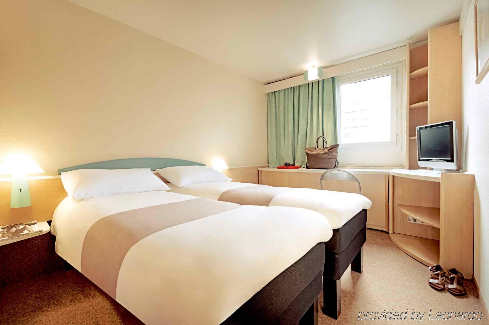 Ibis Charleroi Centre Gare Hotel Ngoại thất bức ảnh